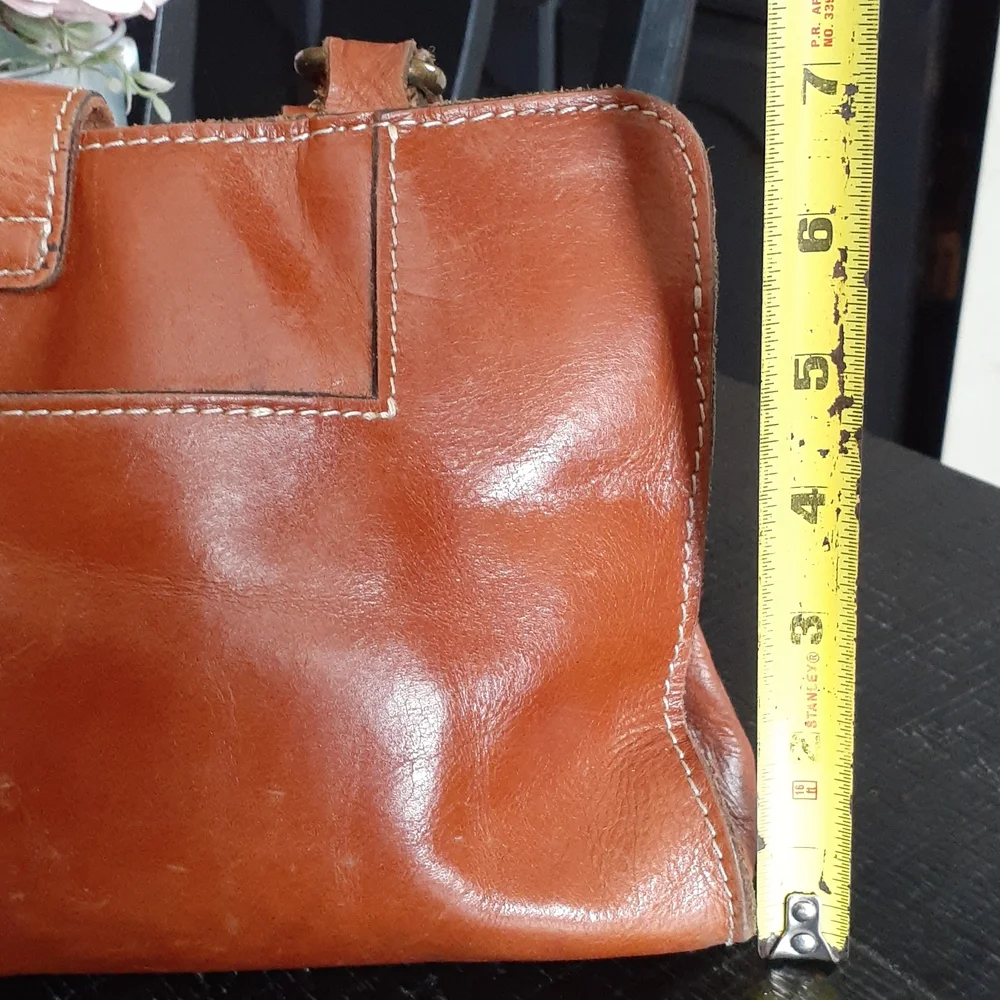 PATRICIA NASH SHOULDER BAG
